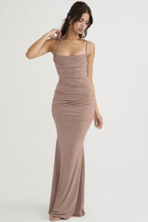 Vintage Maxikleid mit eckigem Ausschnitt, gerüschtem Korsett und Fischschwanz - Khaki